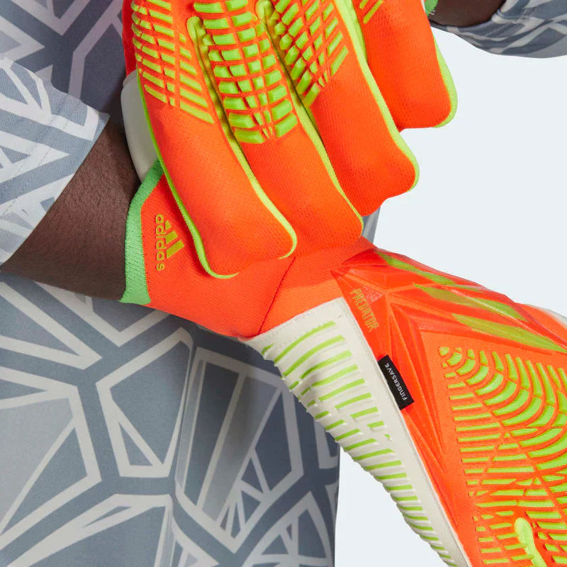 adidas Predator Edge Fingersave Pro Goalkeeper Gloves Solar Red/Solar Green